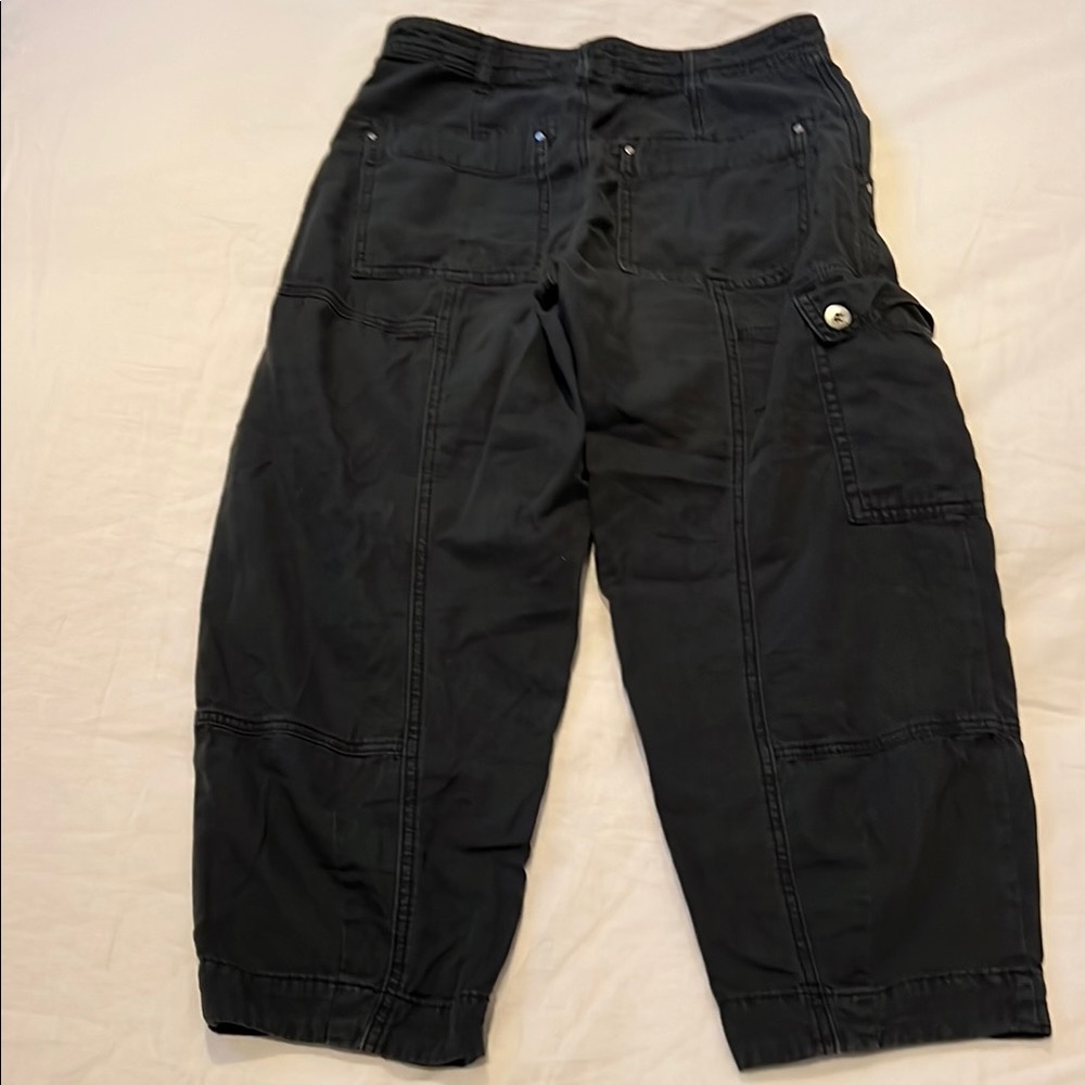 Anthropologie Charcoal Jeans with Modern Appeal